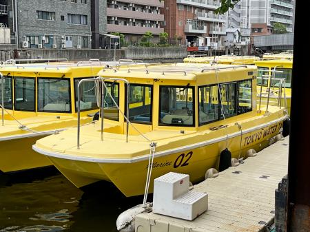 　体験乗船会で利用予定の水上タクシー＝１日、東京都港区