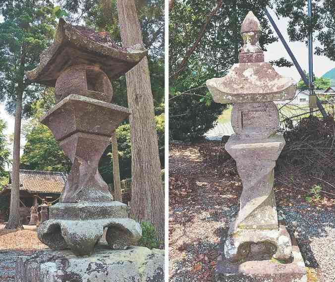橋本勘五郎が造ったとされる若宮神社のひねり灯籠（写真左）と文八が造ったとみられる菅原神社のひねり灯籠＝八代市