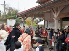 祝結婚移住者カップル 地域の魅力 ｓｎｓで発信中 熊本県宇土市網田 気になる話題 くまコレ 熊本日日新聞 Masa Di Daerah