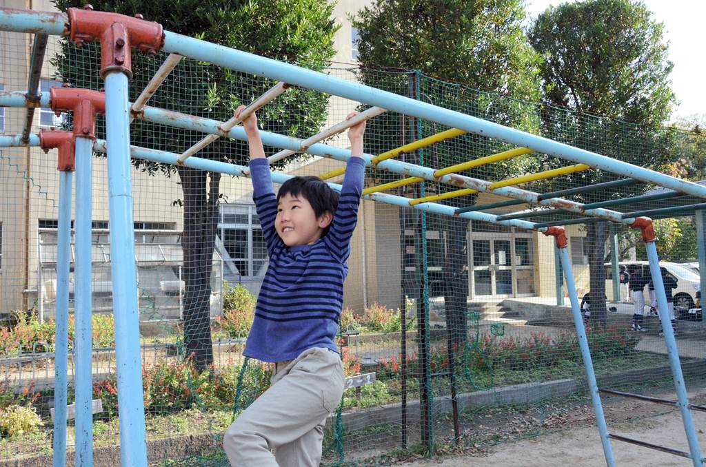 うんてい どうやったらできる 体育教室の指導で小２挑戦 熊本日日新聞社