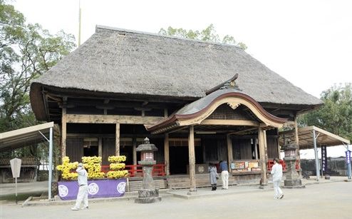 復興へ頑張る 地域の誇り 青井阿蘇神社 熊本県人吉市 熊本日日新聞社