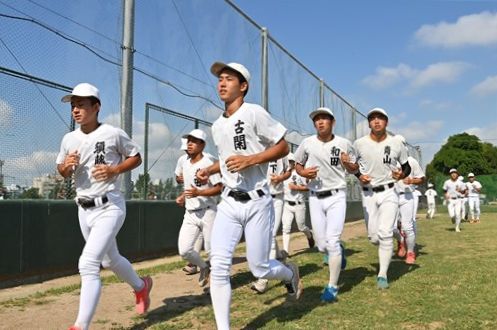 熊本工 甲子園へ向け再始動 全国高校野球 ベンチ入りメンバーも発表 熊本日日新聞社