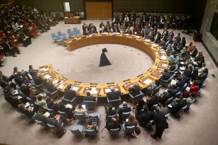 　国連安全保障理事会が開いた、ウクライナ危機を協議する初の閣僚級会合＝２２日、ニューヨーク（共同）