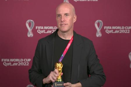 サッカー FIFA ワールドカップ カタール ドーハ 2022 グッズ メダル 春