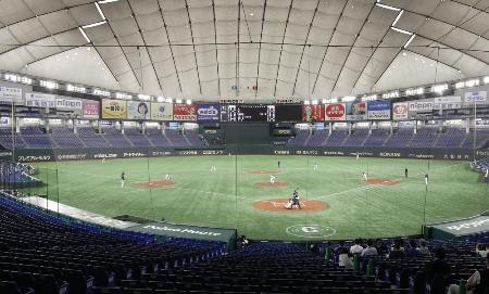 　２０２０年６月２日、無観客で行われた巨人―西武の練習試合＝東京ドーム