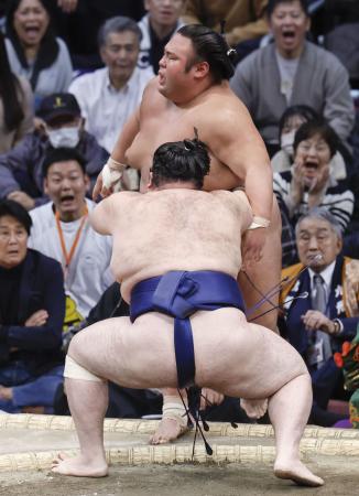 貴景勝、横綱昇進へ痛い２敗目 九州場所７日目、全勝消える（共同通信