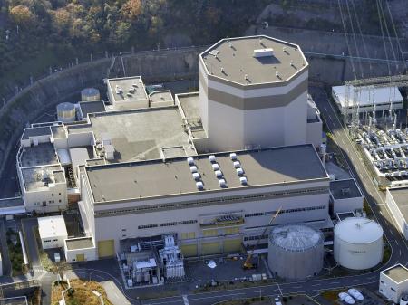 　日本原子力発電敦賀原発２号機＝２０２２年１２月、福井県敦賀市
