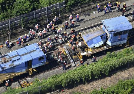 　東海道新幹線で保守用車同士が衝突し脱線した現場＝７月、愛知県蒲郡市