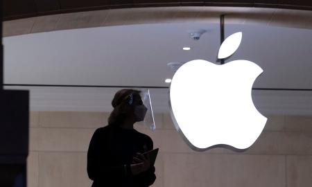 　米アップルのロゴ＝２０２１年２月、ニューヨーク（ＡＰ＝共同）