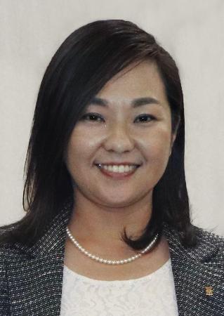 　稲村和美氏