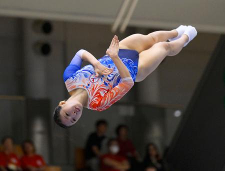 　個人女子の予選を１位で通過した宇山芽紅＝福井市体育館