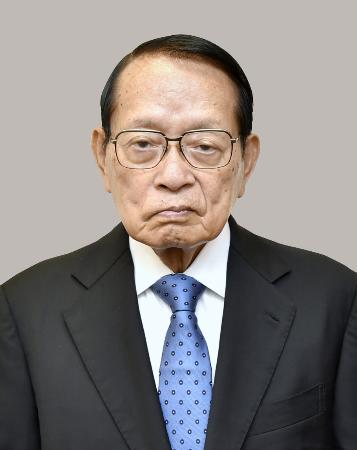 　平沢勝栄氏