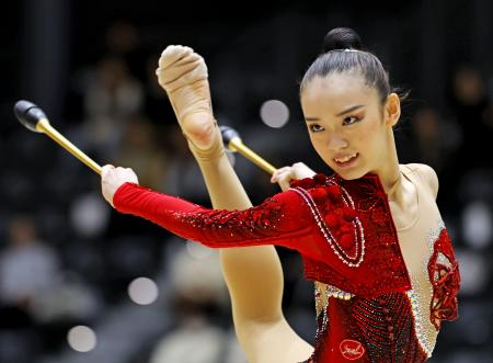 　女子個人総合で優勝した喜田未来乃のクラブ＝高崎アリーナ