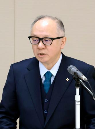 　就任記者会見する広島高検の浦田啓一検事長＝２３日午後、広島市