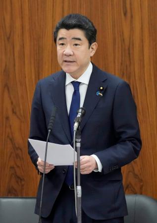 　参院政治倫理審査会で弁明する自民党の野上浩太郎氏＝５日午前