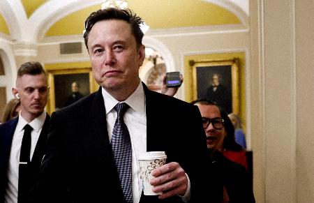 　米ワシントンの連邦議会を訪れたイーロン・マスク氏＝２０２４年１２月（ロイター＝共同）