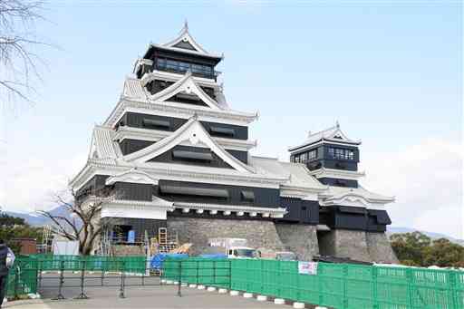 １５日から特別公開の中止が決まった熊本城