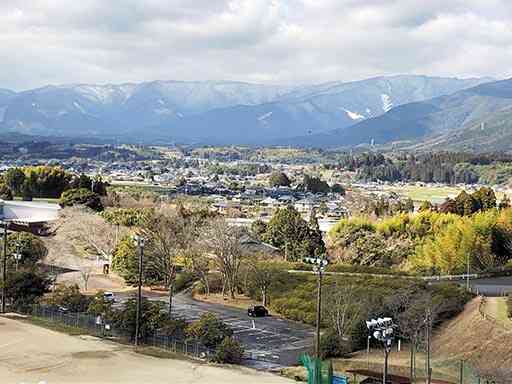 山々に囲まれた湯前町