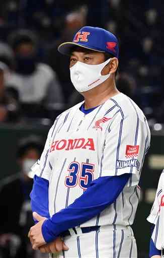 ホンダ熊本を準優勝に導いた渡辺正健監督（石本智）