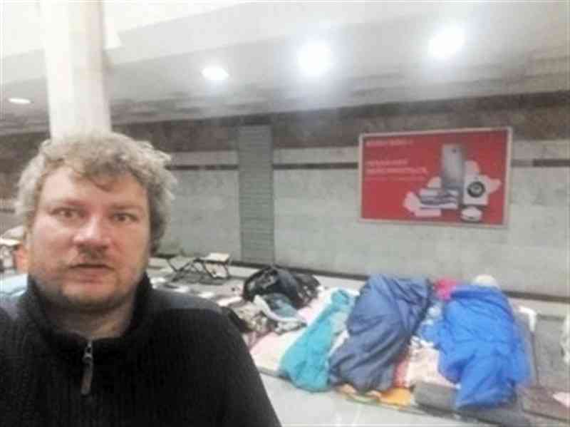 スタスから届いたハリコフの地下鉄避難所の写真