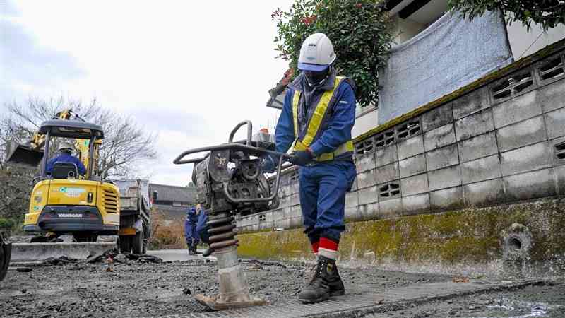 中高生向けに働く現場を紹介するDVDの一場面