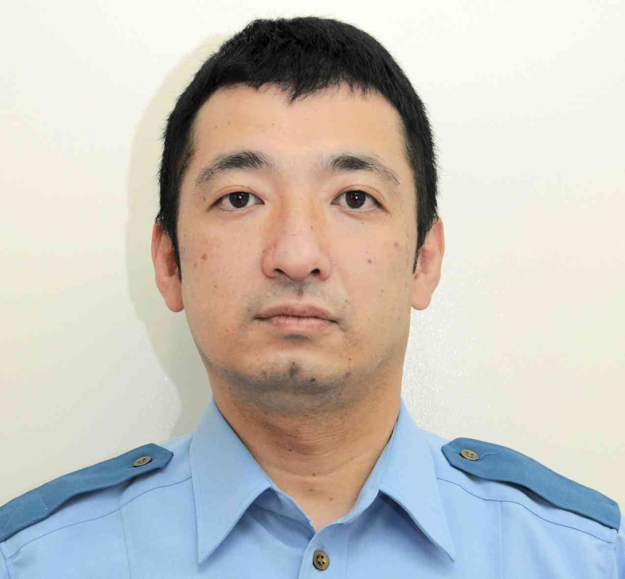 県警山岳救助隊副隊長に就任した阿蘇署地域・交通・警備課長の谷口健太郎さん＝阿蘇市