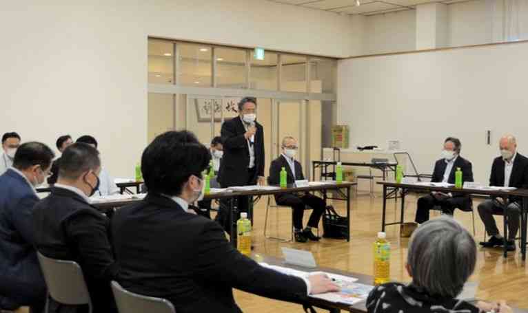 天草2市1町の官民でつくる「天草空港利用促進協議会」の総会＝天草市