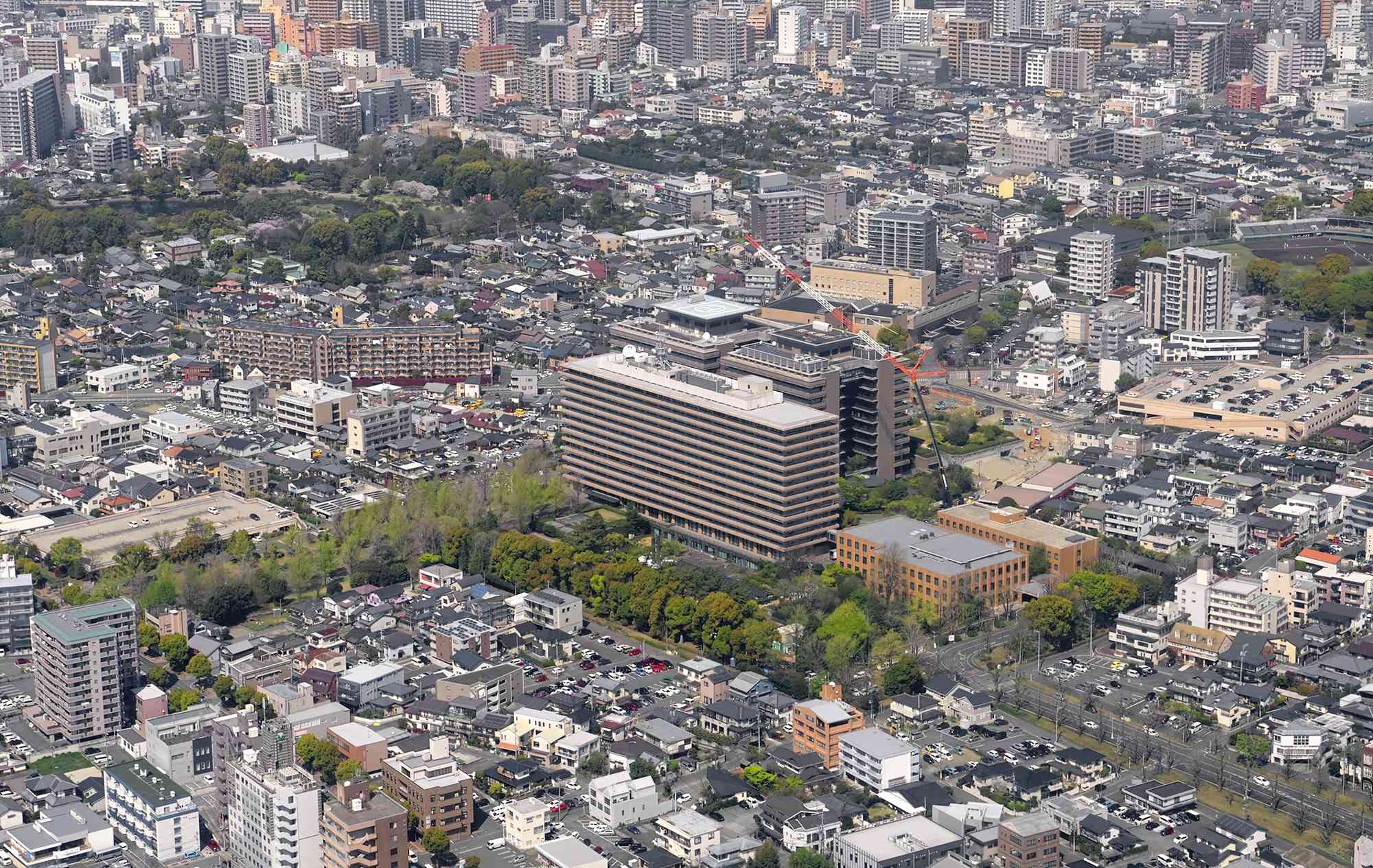 熊本県庁と熊本市街