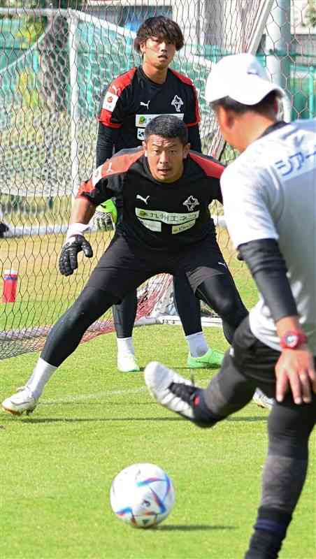 力出し切ることに集中」 プレーオフ2度目のGK佐藤優也 30日大分戦