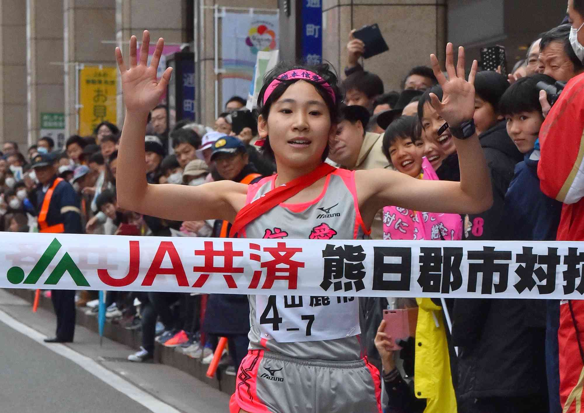 盤石 熊本市はなぜ敗れたのか 熊日郡市対抗女子駅伝 年大会 山鹿市が中高生布陣で薄氷v 今年は29日号砲 ランナー記者の目 熊本日日新聞社