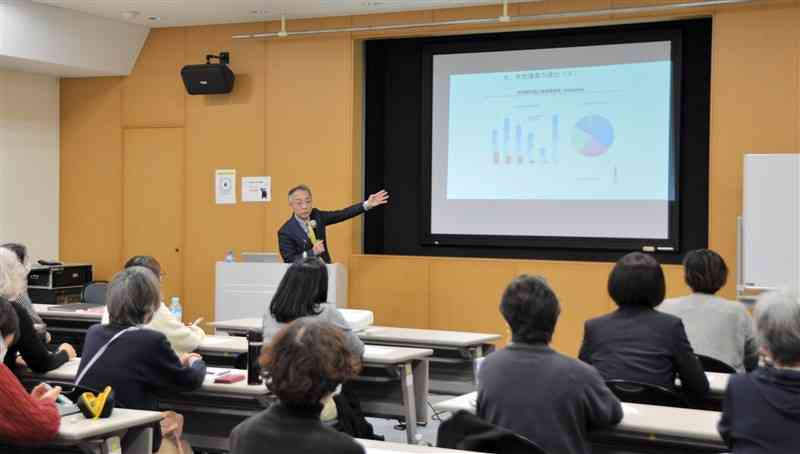 女性の政治参画進めよう 「くまもと女性議員の会」が入門塾 熊本大の