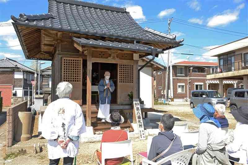 熊本豪雨で被災し、再建された湯の元観音堂＝人吉市