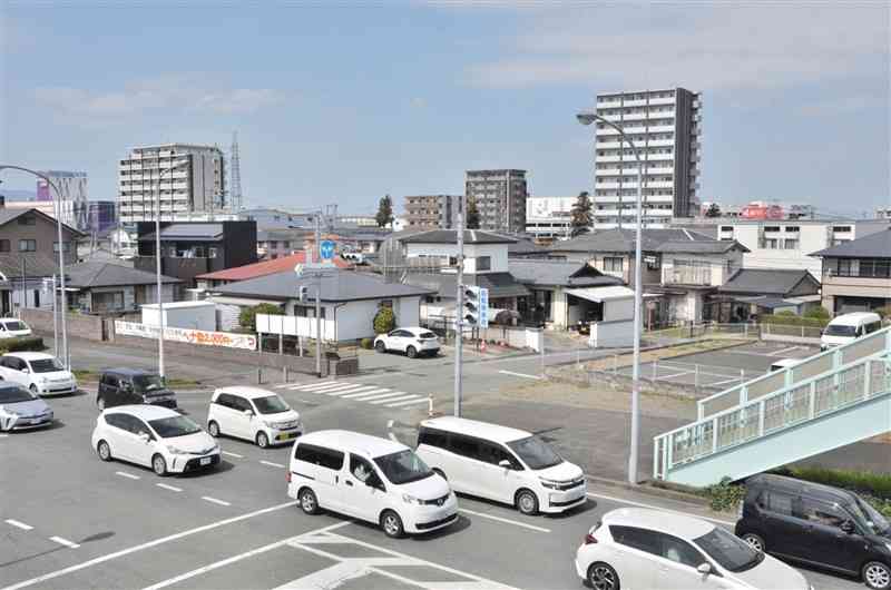 地価の値上がりが続く熊本県菊陽町津久礼付近の住宅地。平成元年以降、県内で最大の上げ幅となった＝20日、同町