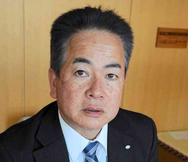 県農林水産部職員として派遣されたデンソー元天草事業所長の益田智さん＝県庁