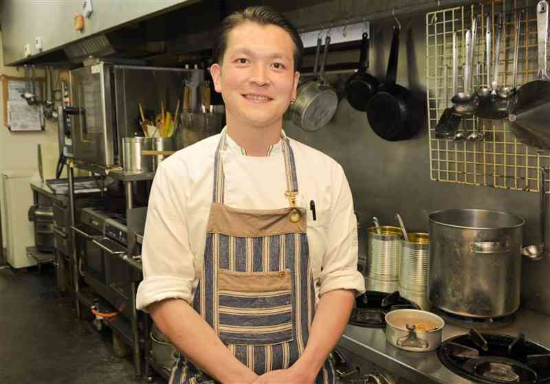 2019年のビーガン料理世界大会で優勝したシェフの上田悟さん
