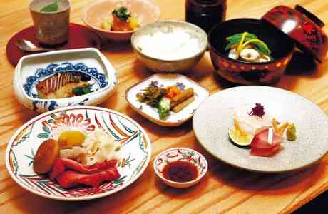 【グルマップ】地元産食材を使った日本料理に舌鼓　「一座建立（いちざこんりゅう）」