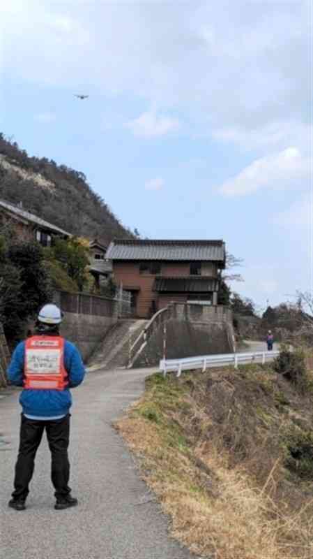 全国初のドローンを活用した遠隔地判定を実施した石川県珠洲市の住宅被害認定調査（NTT東日本提供）