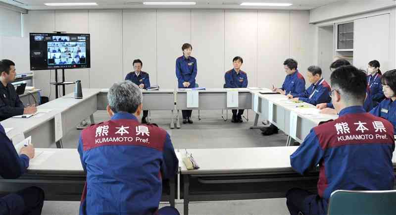 高病原性鳥インフルエンザの発生に備えて防疫態勢強化を確認した熊本県の対策会議＝20日、県庁