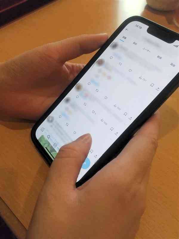 「薬物は、SNSで簡単に入手できる」という少女。薬物乱用の実態を把握し、社会全体で対策を取る必要性に迫られている（画像の一部をぼかしています）