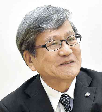 学長　竹屋元裕氏