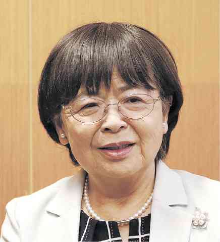 学長　山縣ゆり子氏