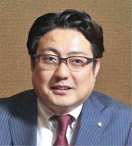 代表取締役社長　出田信秀氏