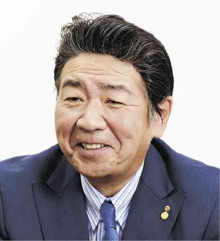 代表取締役社長　井上雄一朗氏