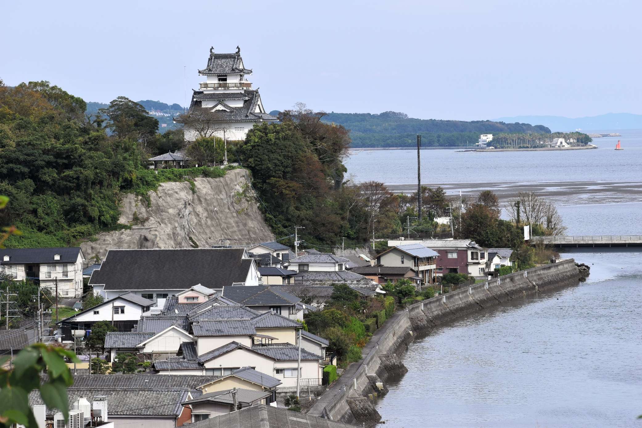 杵築城 大分 瓦に九曜紋 熊本と縁 松井氏 城下町の原型つくる 熊本日日新聞社