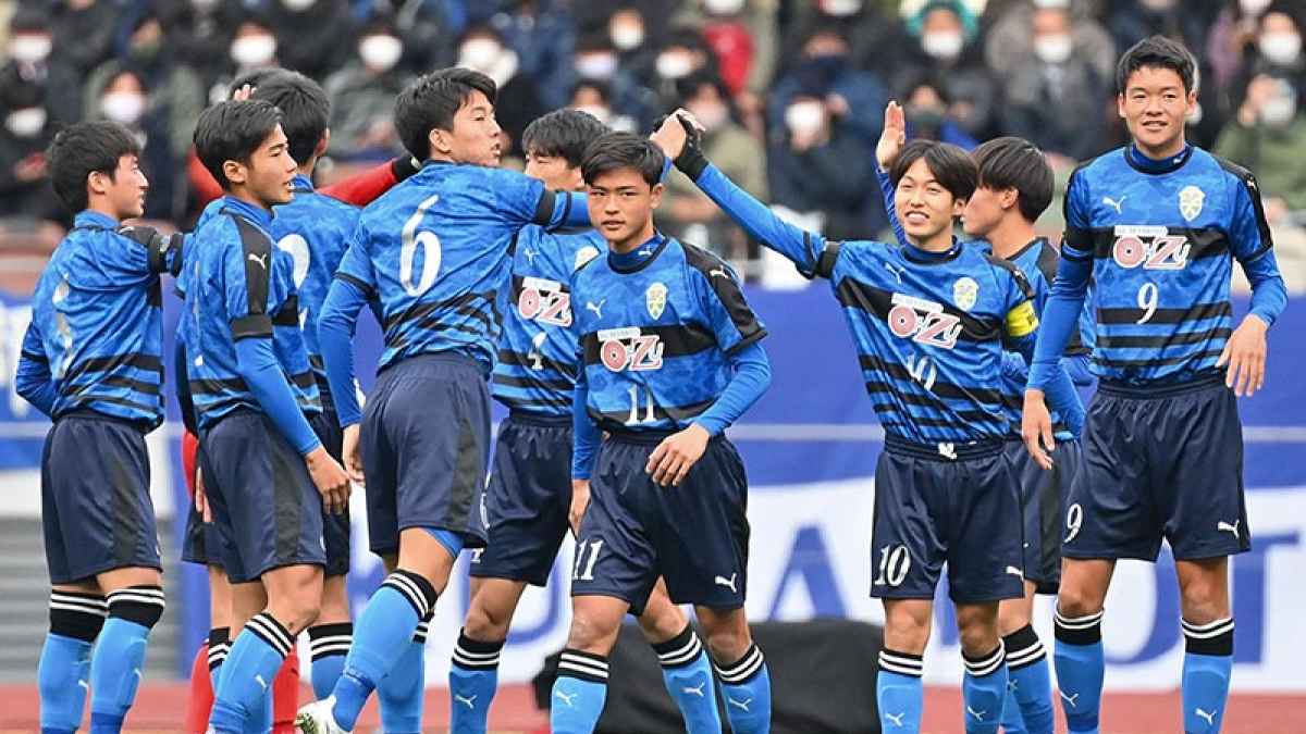 公立の雄 長所伸ばす育成 町も支援 進化の証し 大津高サッカー準優勝 上 熊本日日新聞社