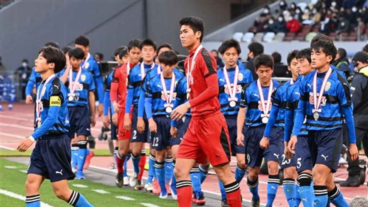 強化 普及活動が結実 競い合い 王国 へ前進 進化の証し 大津高サッカー準優勝 下 熊本日日新聞社