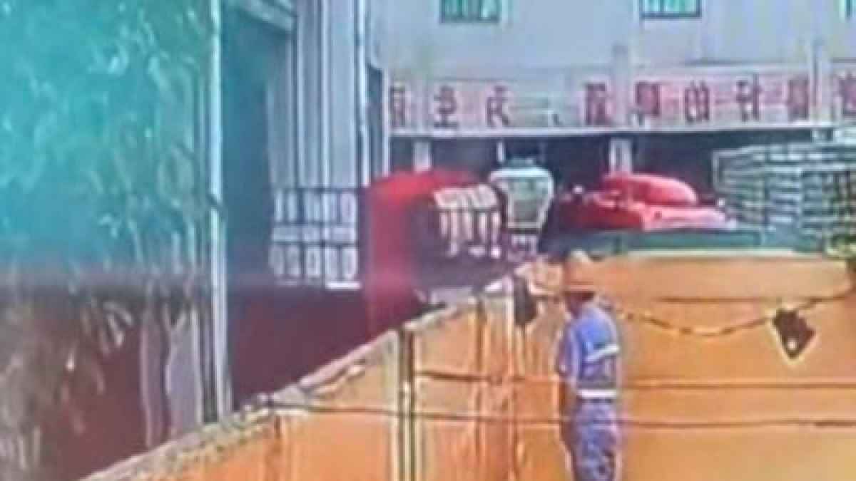 中国、青島ビール工場で放尿動画 原料の倉庫、当局が捜査（共同